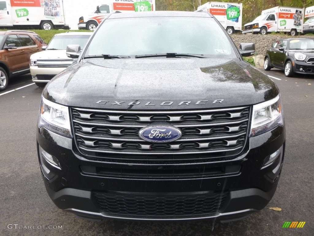 2017 Explorer XLT 4WD - Shadow Black / Ebony Black photo #4