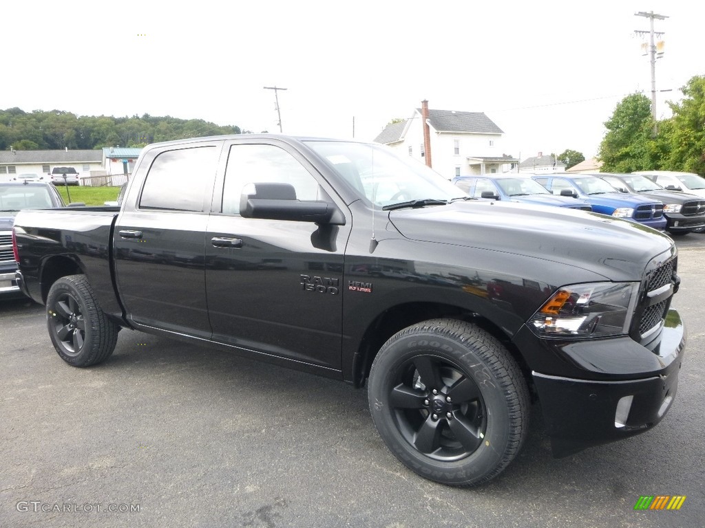 2018 1500 Big Horn Crew Cab 4x4 - Brilliant Black Crystal Pearl / Black/Diesel Gray photo #7