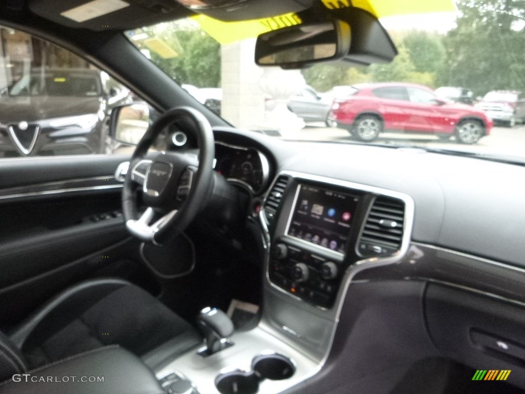 2014 Grand Cherokee SRT 4x4 - Brilliant Black Crystal Pearl / SRT Morocco Black photo #12