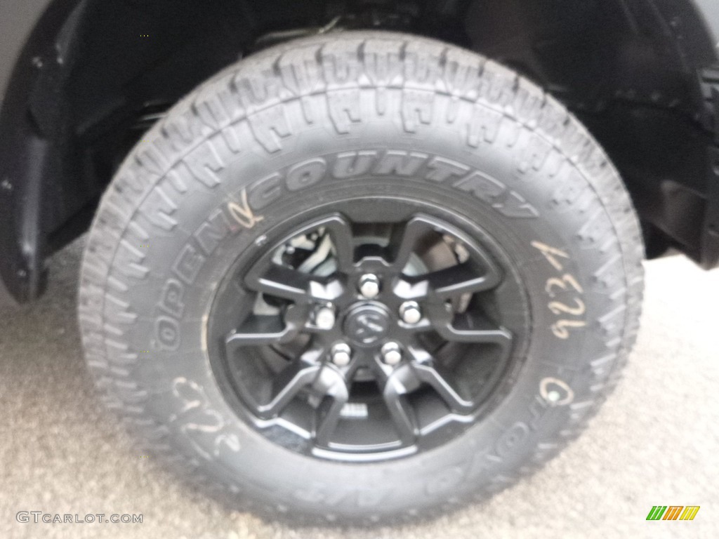 2018 1500 Rebel Crew Cab 4x4 - Brilliant Black Crystal Pearl / Black photo #9