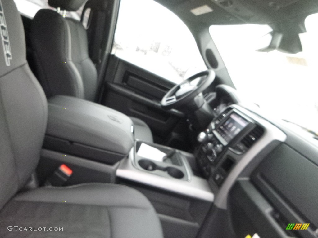 2018 1500 Rebel Crew Cab 4x4 - Brilliant Black Crystal Pearl / Black photo #10