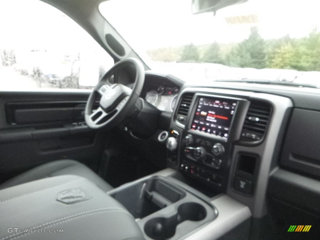 2018 1500 Rebel Crew Cab 4x4 - Delmonico Red Pearl / Black photo #11