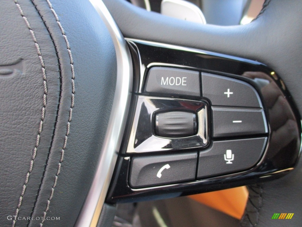 2018 BMW 5 Series 530i xDrive Sedan Controls Photo #123472210