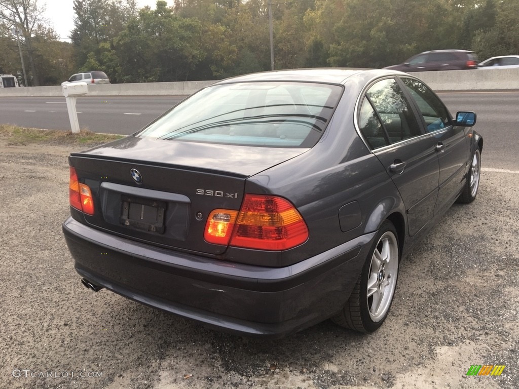 2003 3 Series 330xi Sedan - Black Sapphire Metallic / Grey photo #5