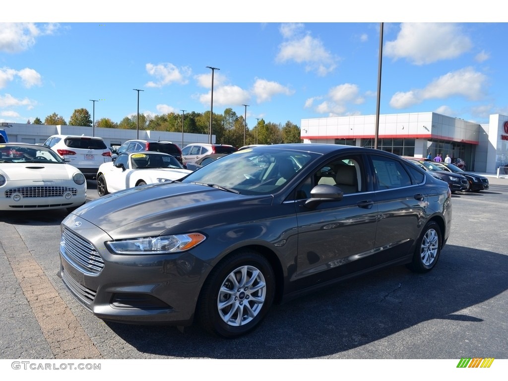 2015 Fusion S - Magnetic Metallic / Earth Gray photo #7