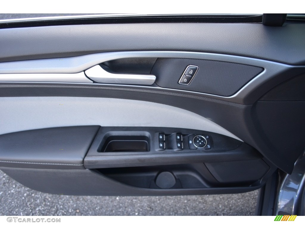 2015 Fusion S - Magnetic Metallic / Earth Gray photo #8