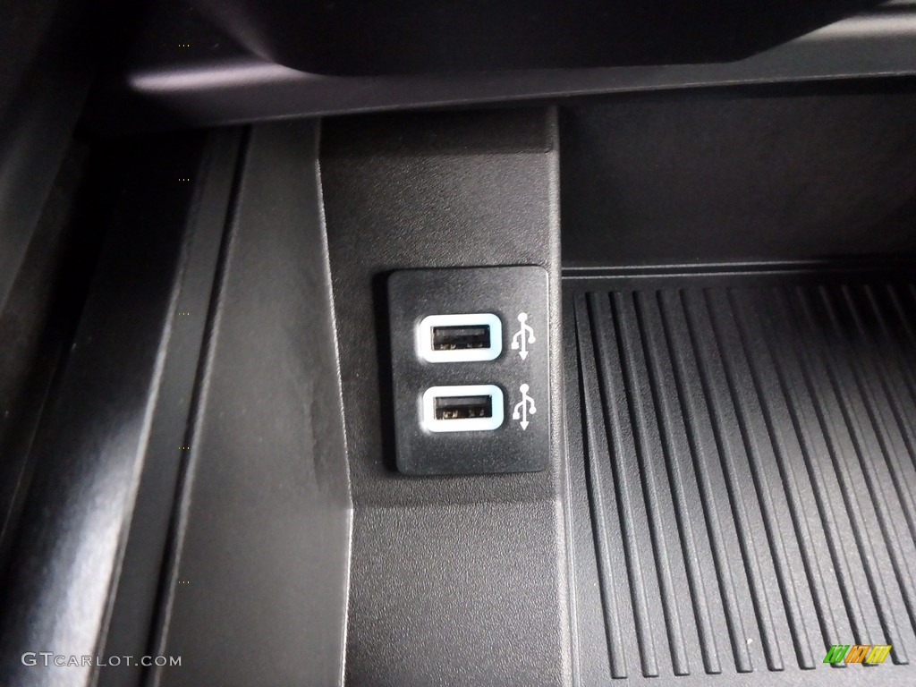 2017 F150 XL SuperCrew 4x4 - Lightning Blue / Black photo #19