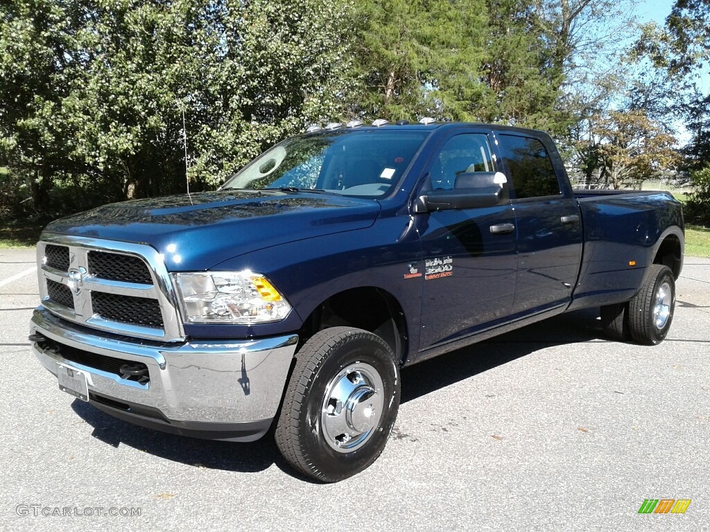 True Blue Pearl 2018 Ram 3500 Tradesman Crew Cab 4x4 Dual Rear Wheel Exterior Photo #123487033