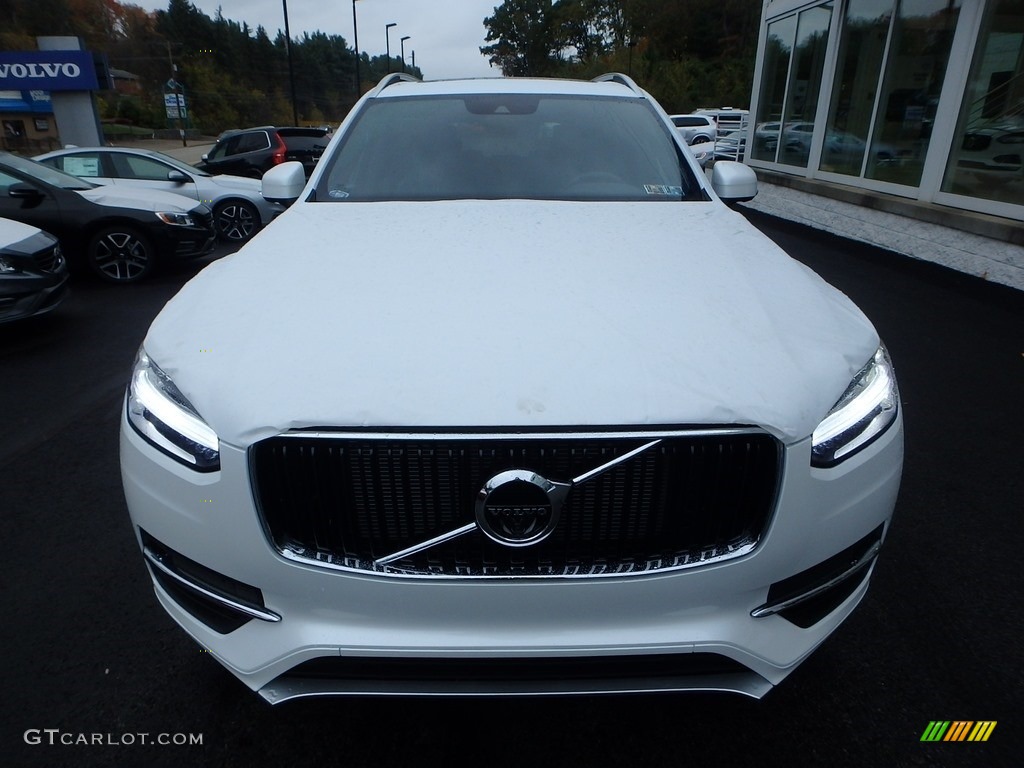 2018 XC90 T6 AWD Momentum - Crystal White Pearl Metallic / Charcoal photo #6