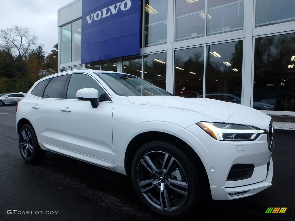Crystal White Metallic 2018 Volvo XC60 T6 AWD Momentum Exterior Photo #123494150