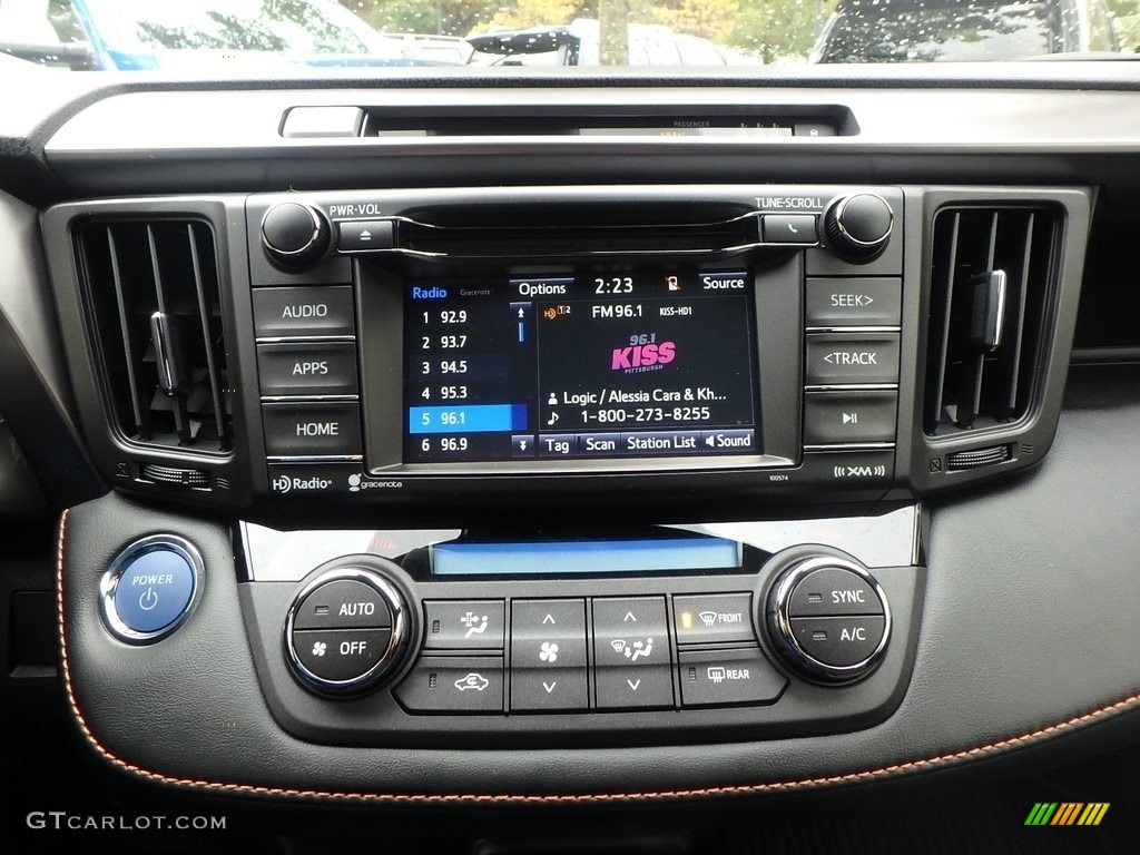 2018 Toyota RAV4 SE AWD Controls Photo #123494321