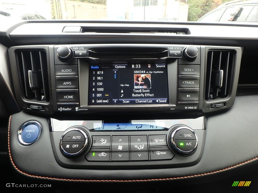 2018 Toyota RAV4 SE AWD Controls Photo #123495395