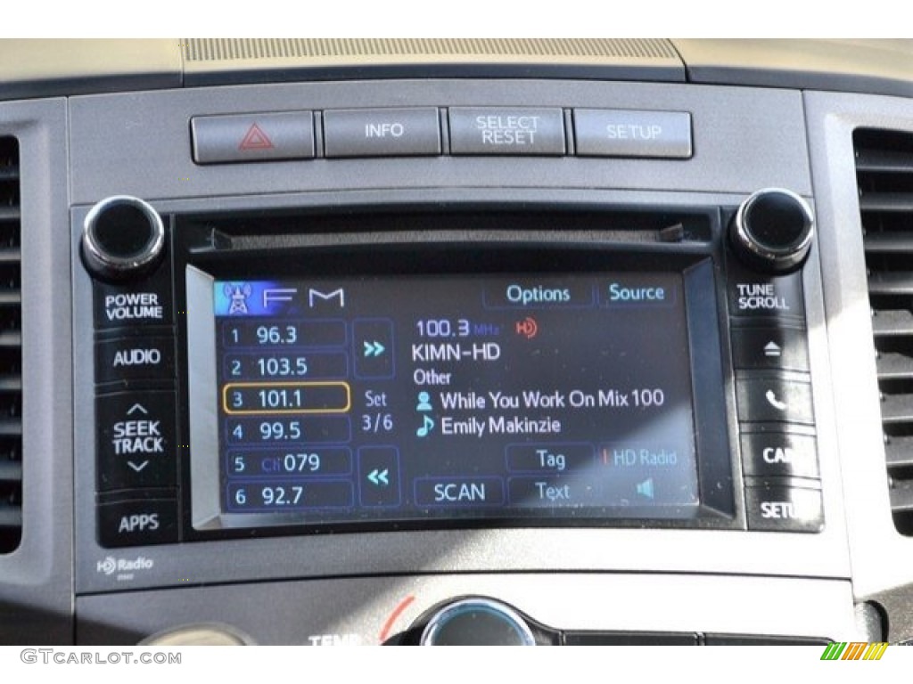 2013 Venza XLE - Attitude Black Metallic / Black photo #15