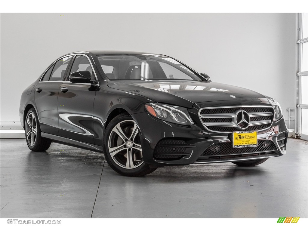 2018 E 300 Sedan - Black / Black photo #12