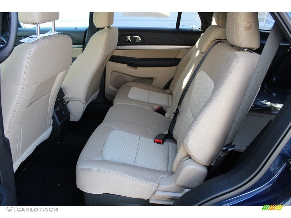 2017 Explorer FWD - Blue Jeans / Medium Light Camel photo #22
