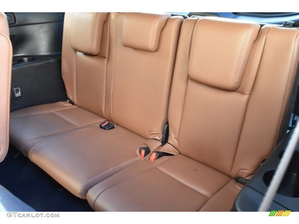 2018 Toyota Highlander Hybrid Limited AWD Rear Seat Photo #123504485