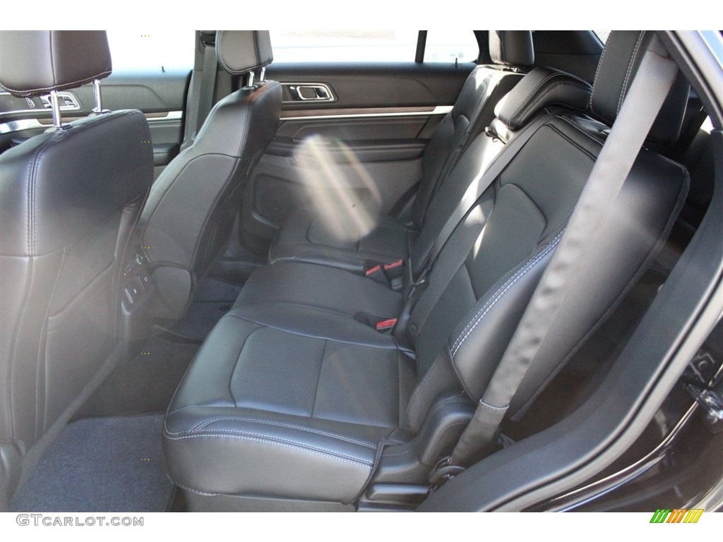 2017 Explorer Limited - Shadow Black / Ebony Black photo #22