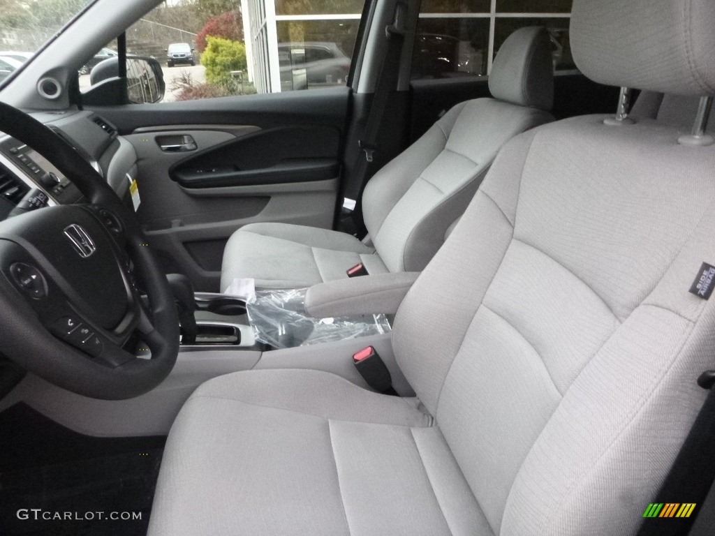 Gray Interior 2017 Honda Pilot LX AWD Photo #123508538