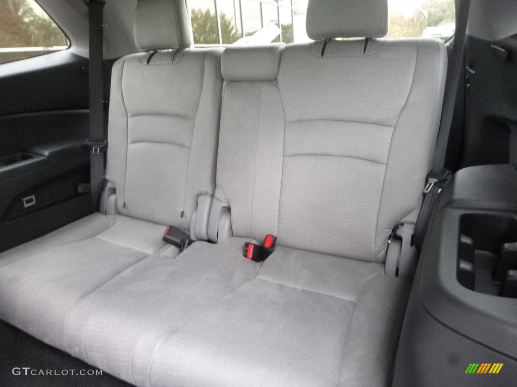 Gray Interior 2017 Honda Pilot LX AWD Photo #123508571