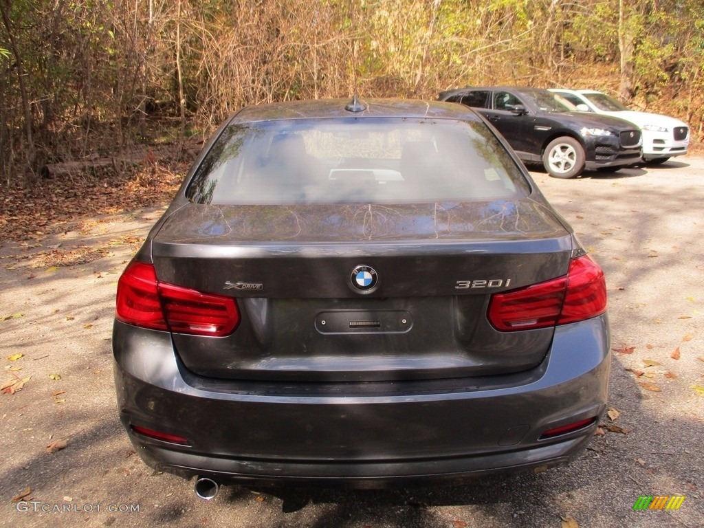 2018 3 Series 320i xDrive Sedan - Mineral Grey Metallic / Black photo #4