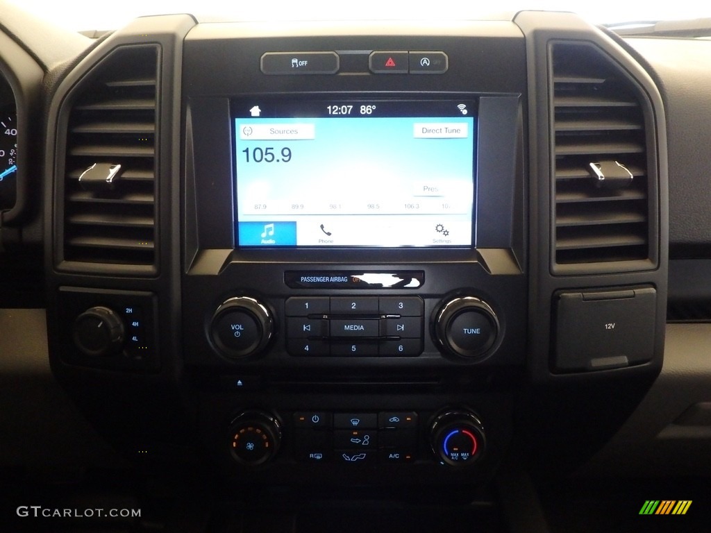 2018 F150 STX SuperCab 4x4 - Ingot Silver / Black photo #12