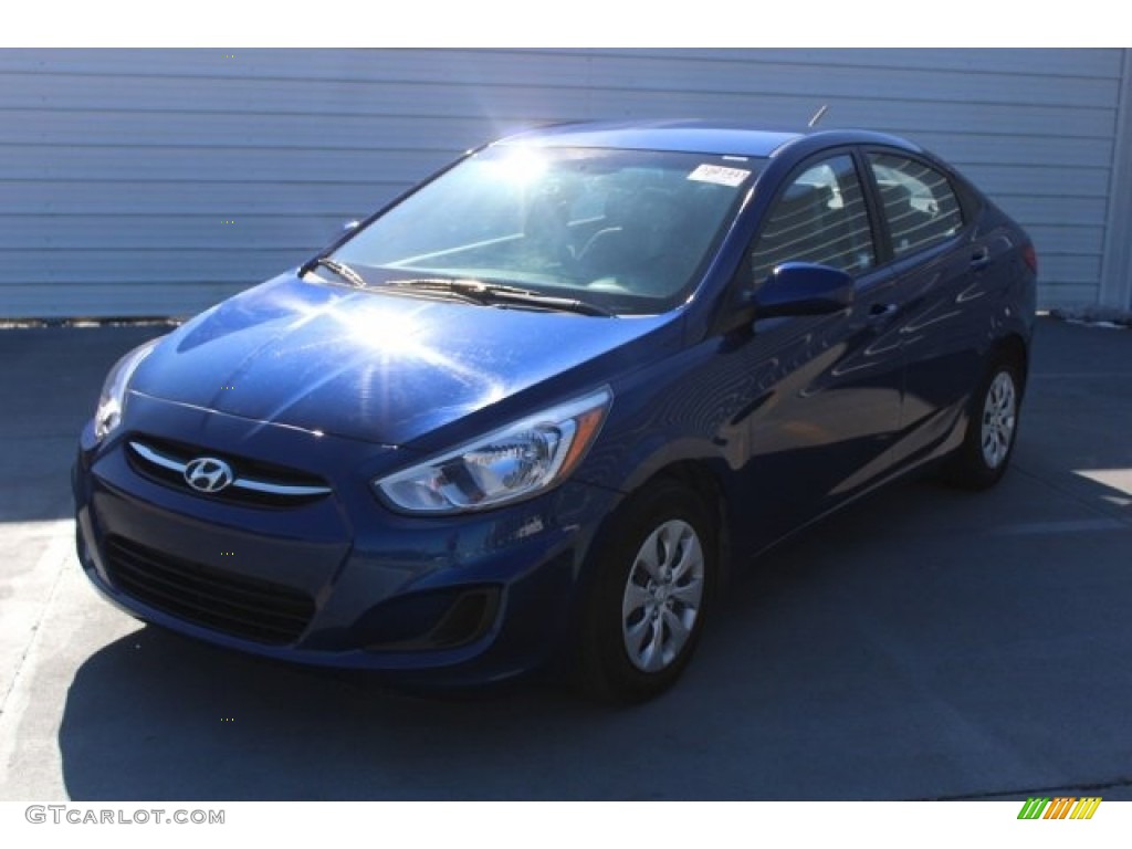 2016 Accent SE Sedan - Pacific Blue / Gray photo #3