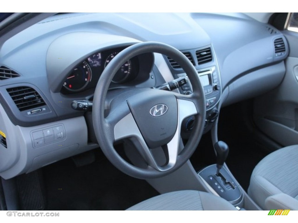 2016 Accent SE Sedan - Pacific Blue / Gray photo #15