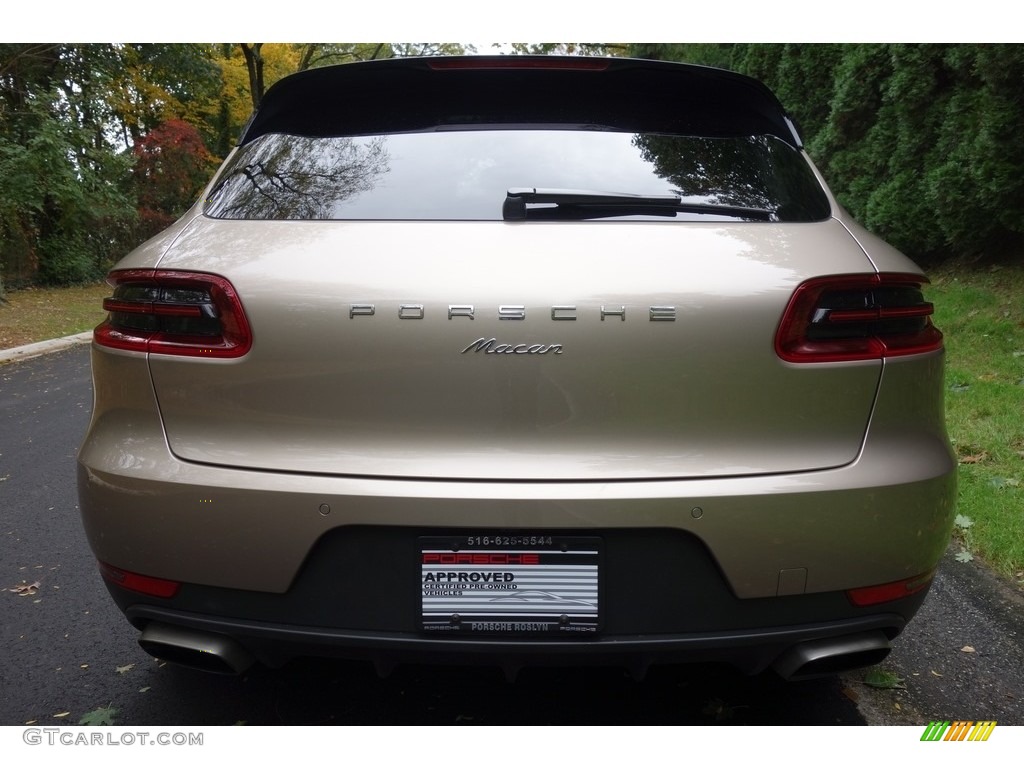 2017 Macan  - Palladium Metallic / Luxor Beige photo #5