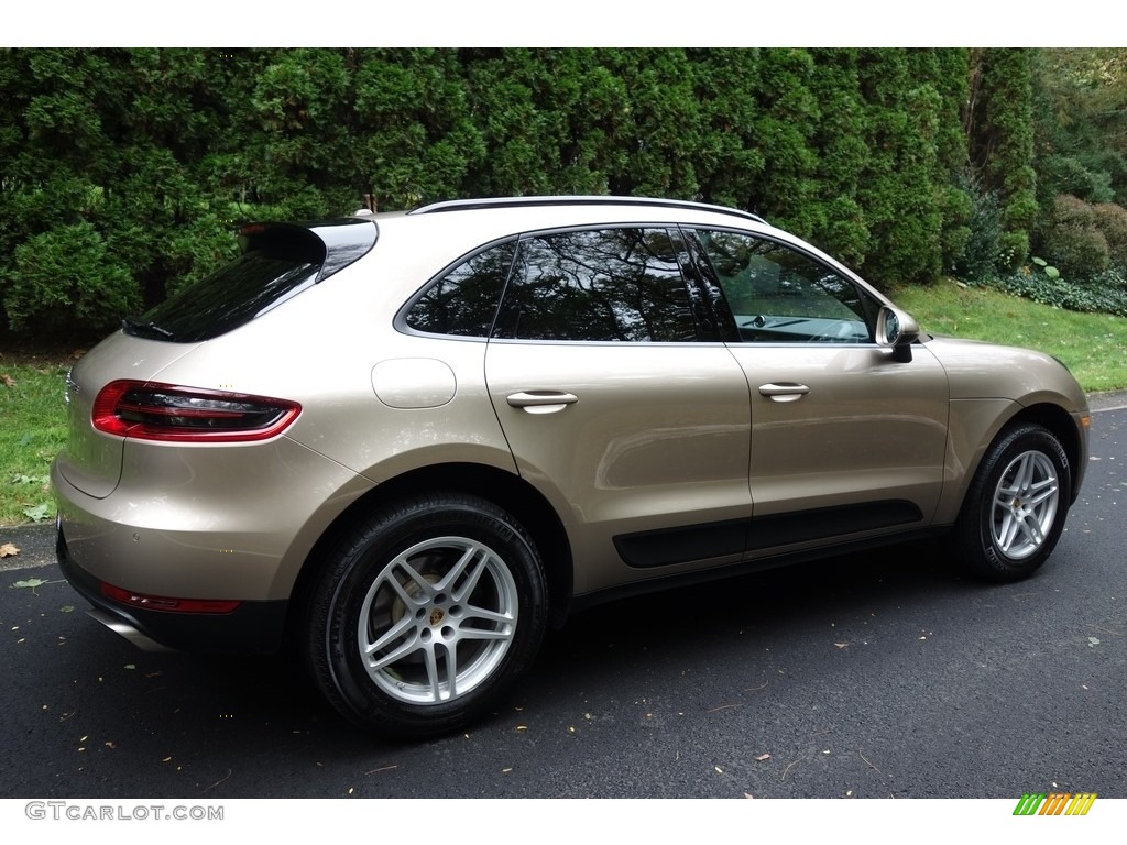 2017 Macan  - Palladium Metallic / Luxor Beige photo #8
