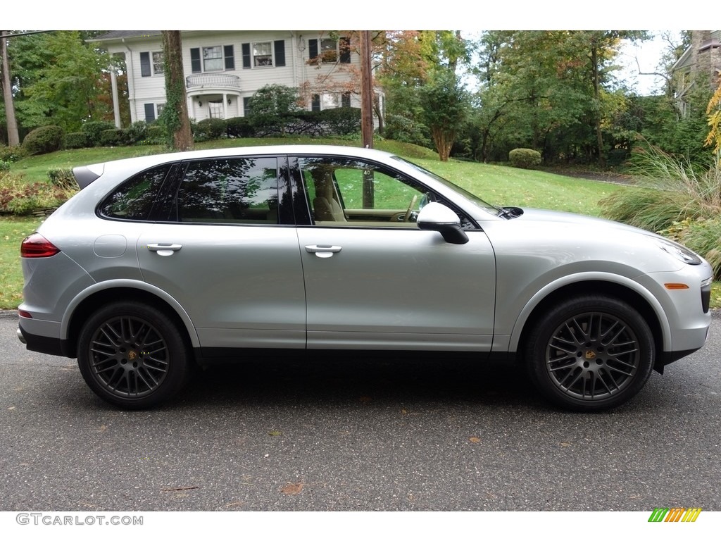 2017 Cayenne Platinum Edition - Rhodium Silver Metallic / Luxor Beige photo #7