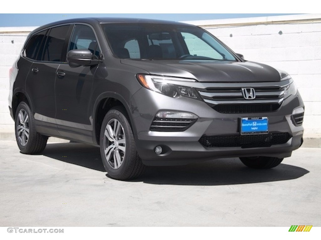 Modern Steel Metallic Honda Pilot