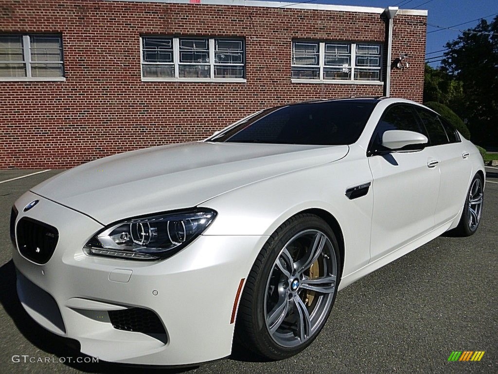 2015 M6 Gran Coupe - Frozen White / Black photo #1