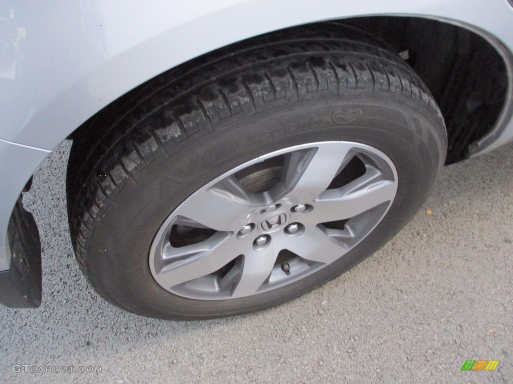 2015 Pilot Touring 4WD - Alabaster Silver Metallic / Black photo #7