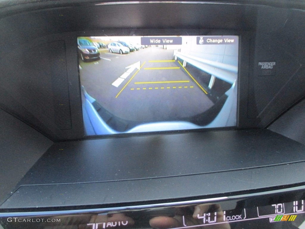 2015 Pilot Touring 4WD - Alabaster Silver Metallic / Black photo #18