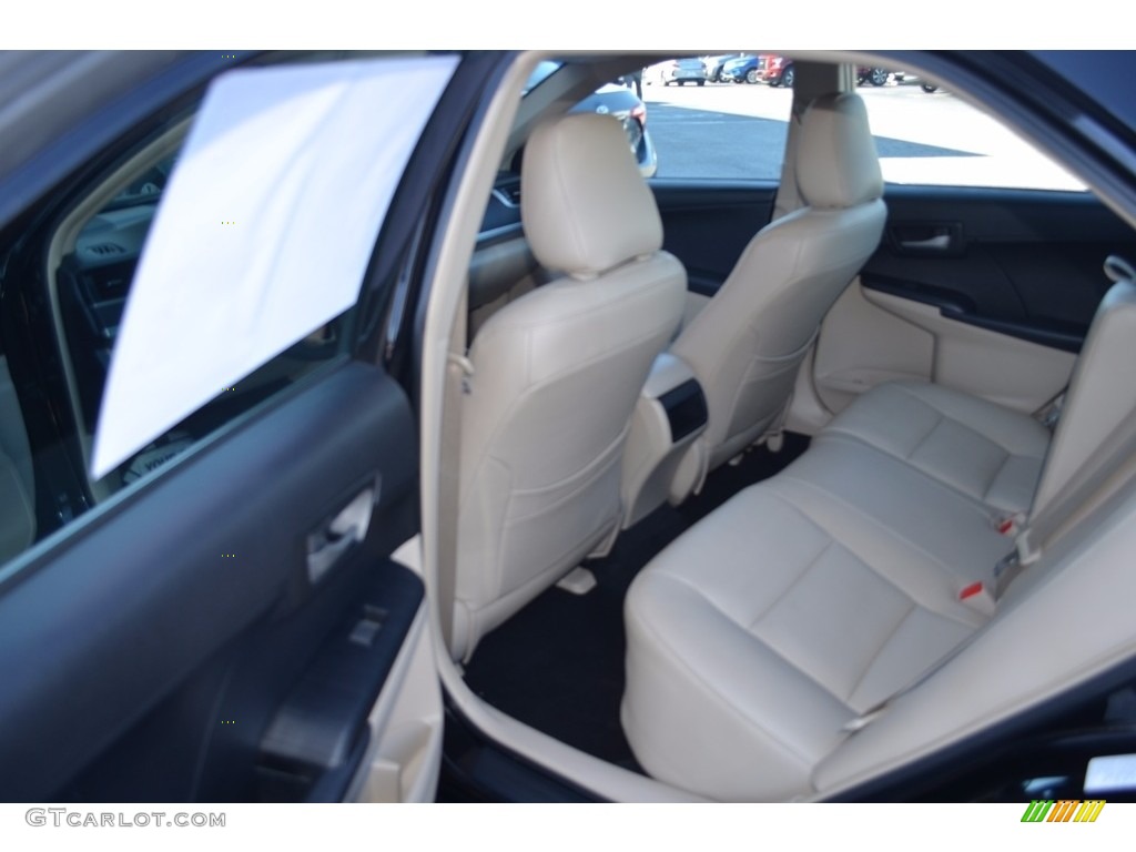 2014 Camry LE - Attitude Black Metallic / Ivory photo #11