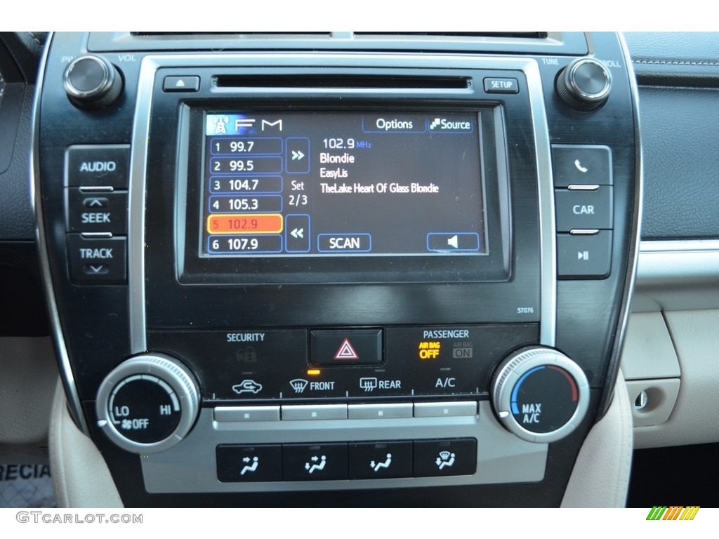 2014 Camry LE - Attitude Black Metallic / Ivory photo #16