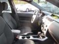 White Suede - Focus SE Sedan Photo No. 16