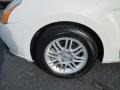 White Suede - Focus SE Sedan Photo No. 20