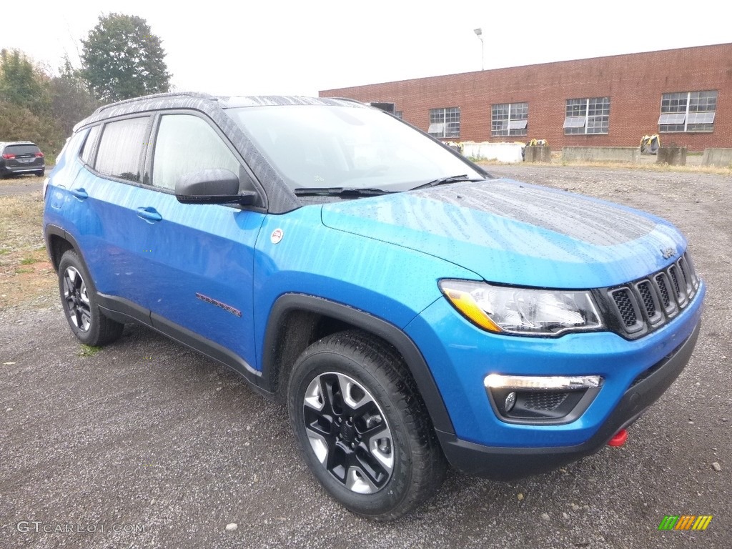 2018 Compass Trailhawk 4x4 - Laser Blue Pearl / Black/Ruby Red photo #7