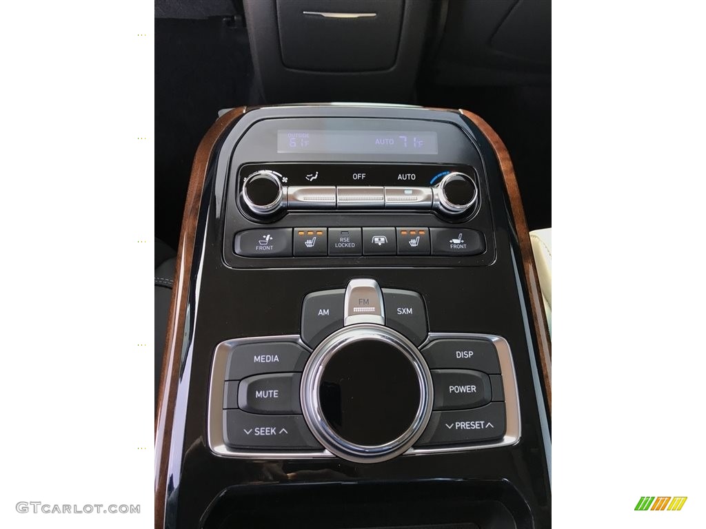2018 Hyundai Genesis G90 AWD Controls Photo #123532505