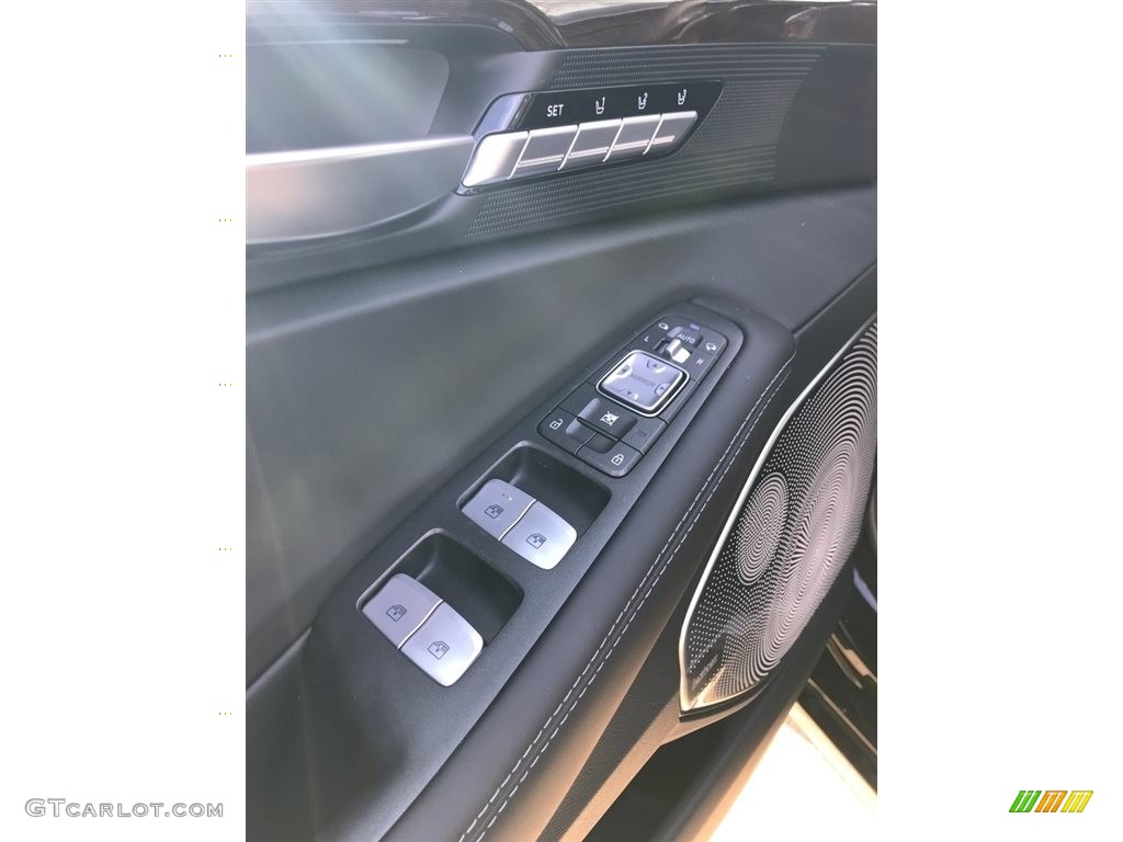 2018 Hyundai Genesis G90 AWD Controls Photo #123532577