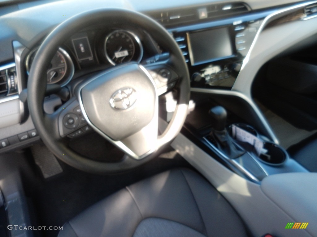 2018 Camry LE - Predawn Gray Mica / Ash photo #4