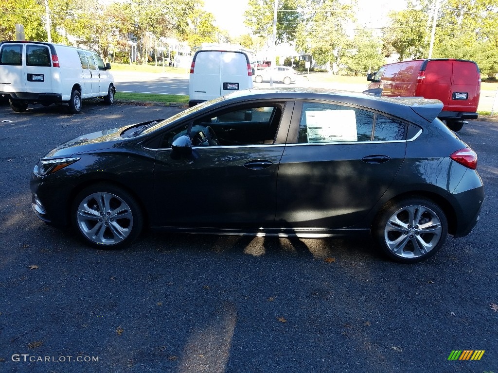 Nightfall Gray Metallic 2018 Chevrolet Cruze LT Hatchback Exterior Photo #123537091