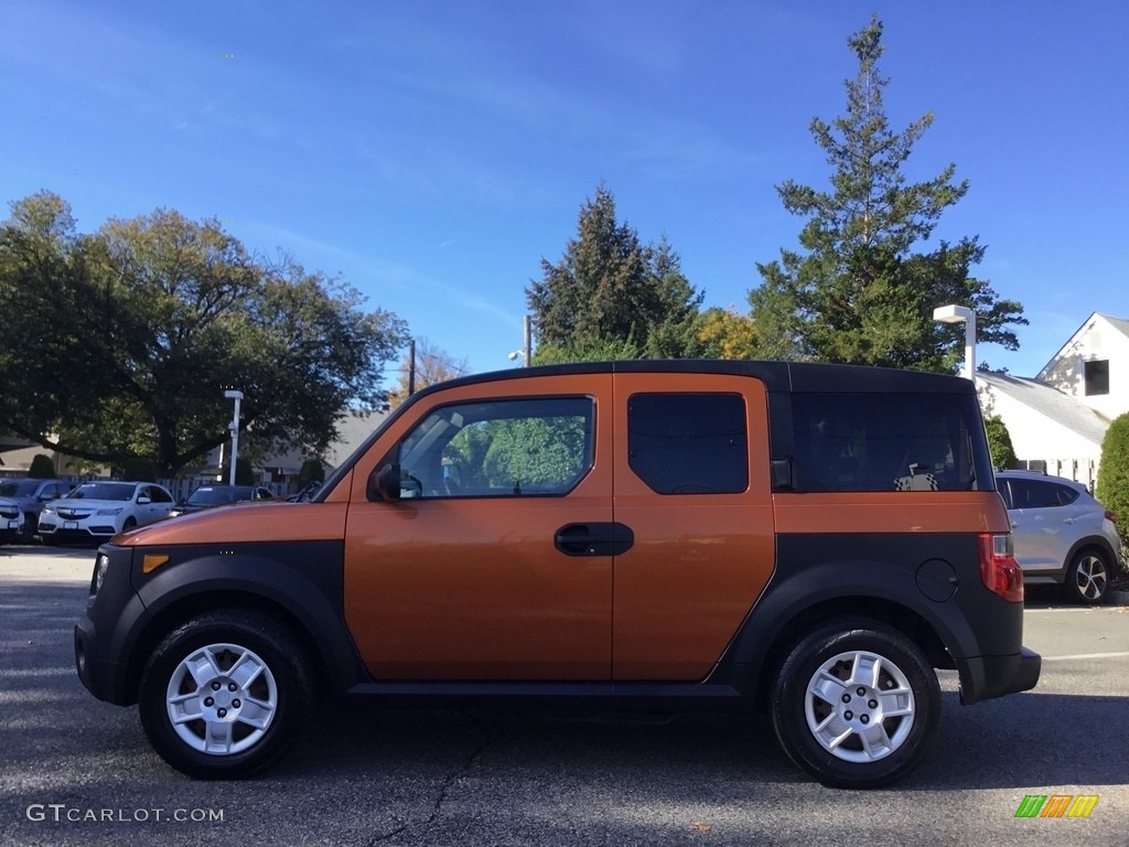 2007 Element LX AWD - Tangerine Orange Metallic / Black/Titanium photo #6