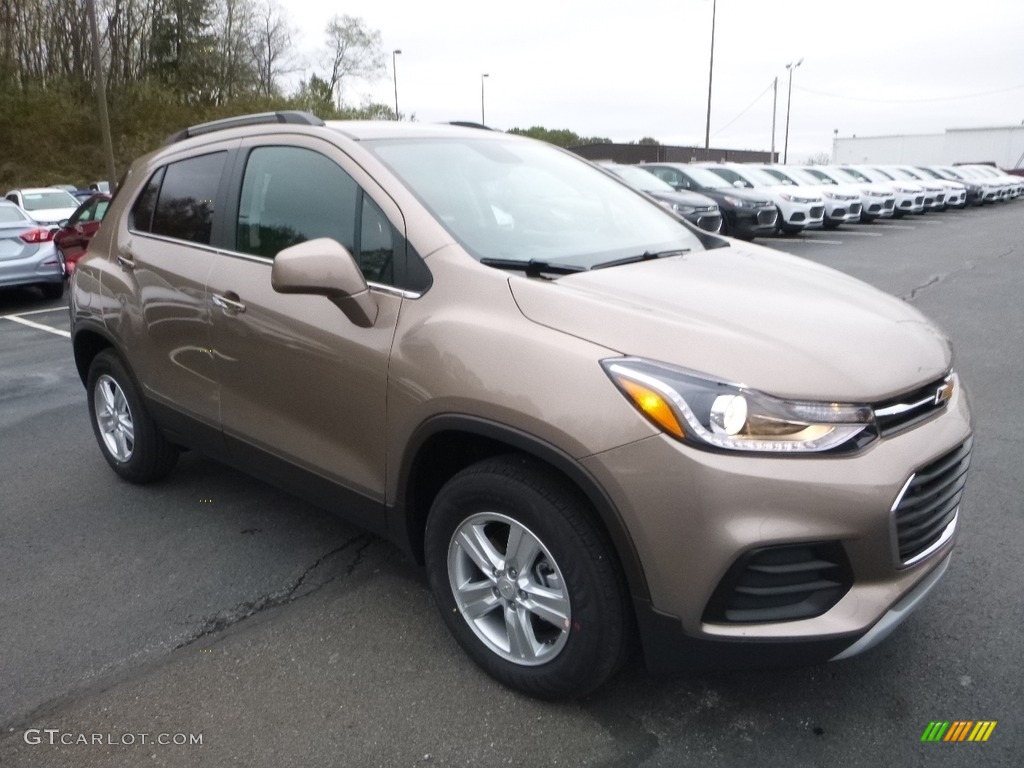 Sandy Ridge Metallic 2018 Chevrolet Trax LT AWD Exterior Photo #123539369