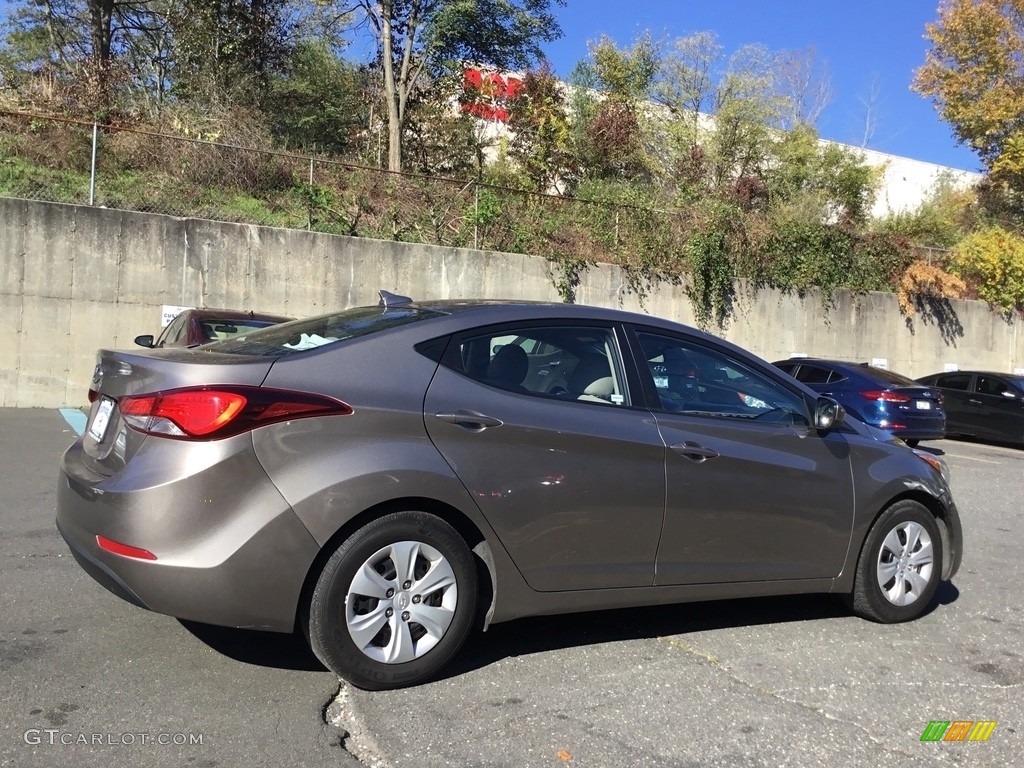 2016 Elantra SE - Desert Bronze / Beige photo #4