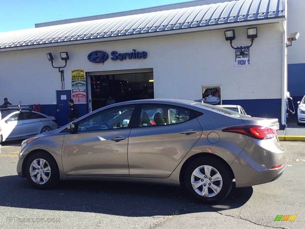 2016 Elantra SE - Desert Bronze / Beige photo #6