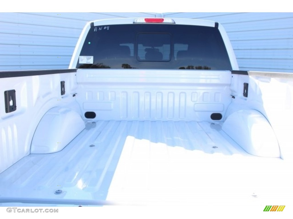 2018 F150 Platinum SuperCrew 4x4 - White Platinum / Black photo #25
