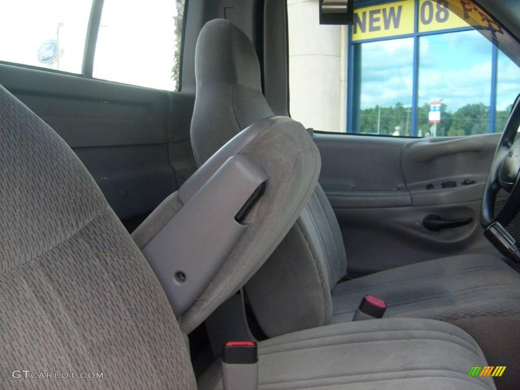 1998 F150 Regular Cab - Woodland Green Metallic / Medium Graphite photo #19