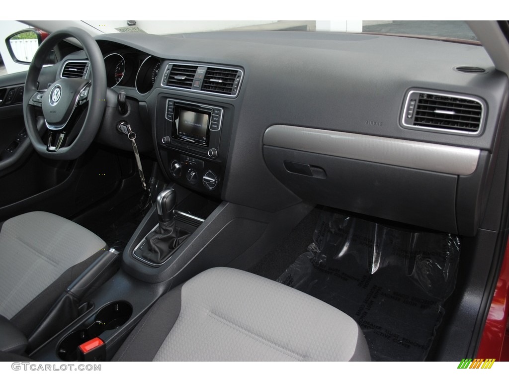2017 Jetta S - Cardinal Red Metallic / Black/Palladium Gray photo #18